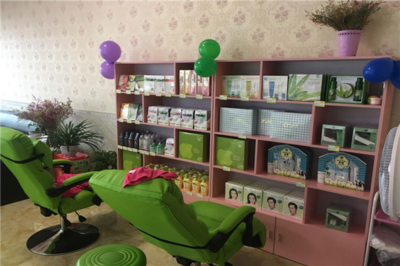 開化妝品店好嗎？小資生活領銜美妝市場新格局下的生活美容服務